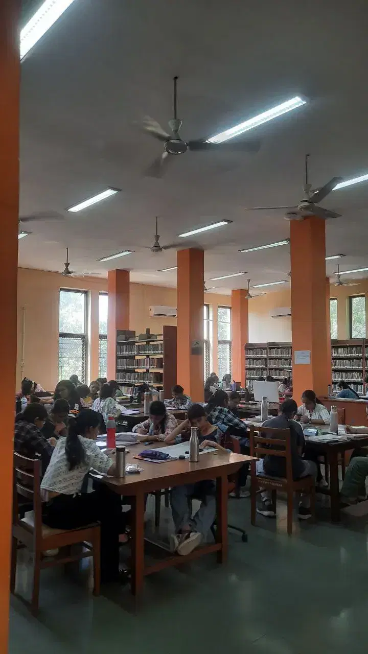 Miranda House Campus photo 41